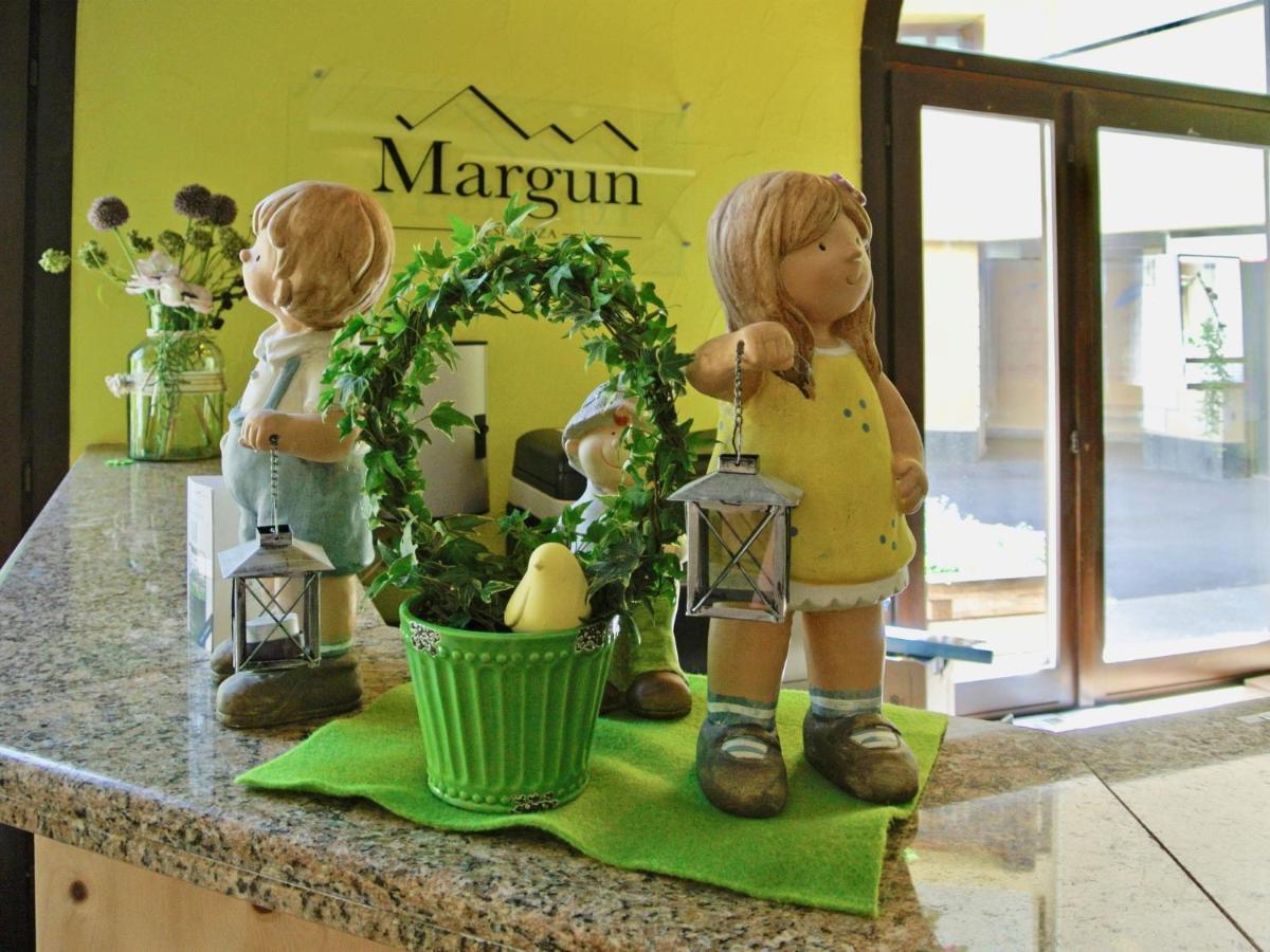 סורליי Apartment Residenza Chesa Margun 15-3 By Interhome מראה חיצוני תמונה